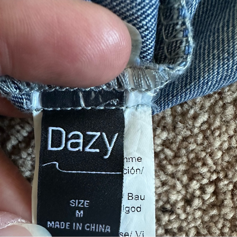 Dazy Denim Button-Up Front Dress - Size Medium - image 8